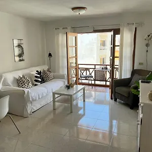 https://don-antonio-cristianos-beach.in-canary-islands.com
